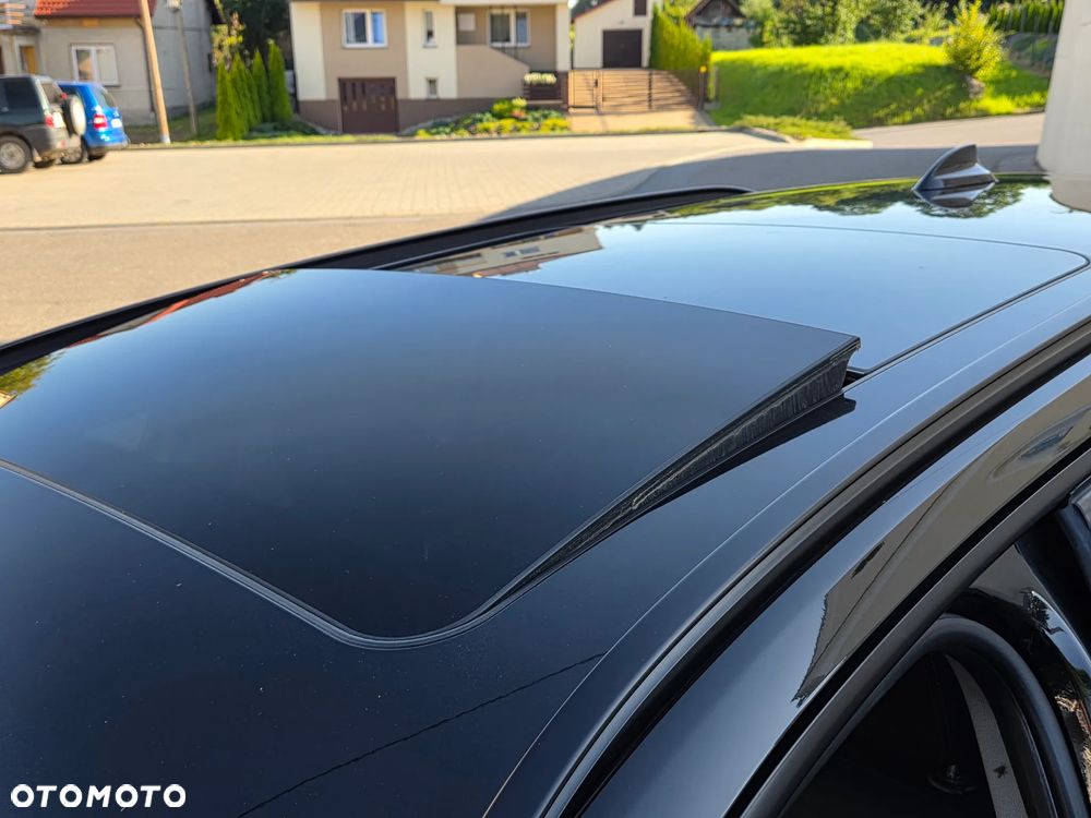 BMW Seria 3 318d - 28