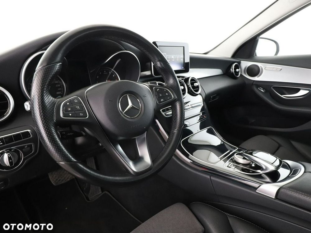 Mercedes-Benz Klasa C 250 9G-TRONIC Avantgarde - 15