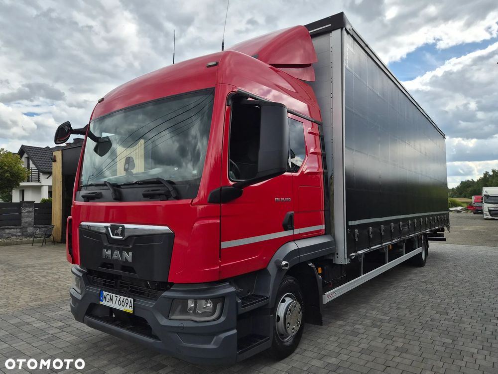 MAN TGL 12.250 KABINA LX DWA LÓŻKA + 23 PALETY - 38