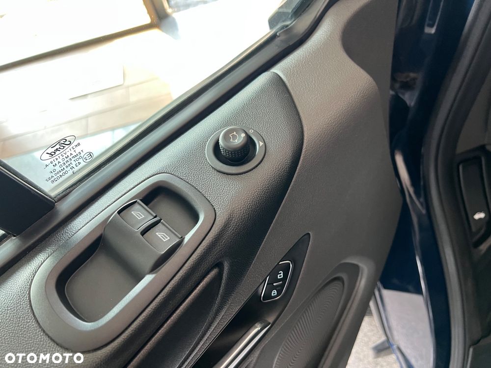 Ford Transit Custom - 25