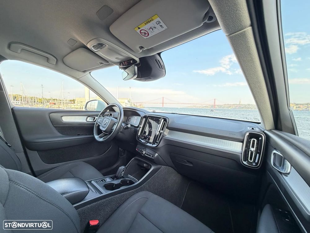 Volvo XC 40 1.5 T3 Momentum Geartronic - 9