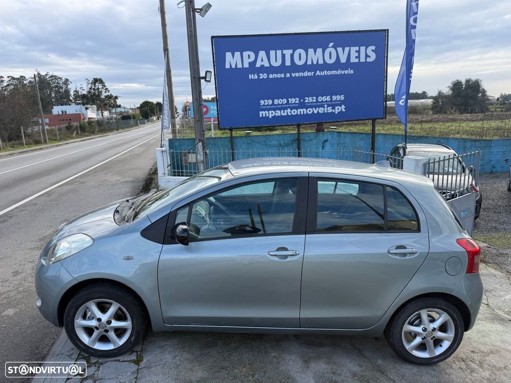 Toyota Yaris 1.0 VVT-i AC - 3
