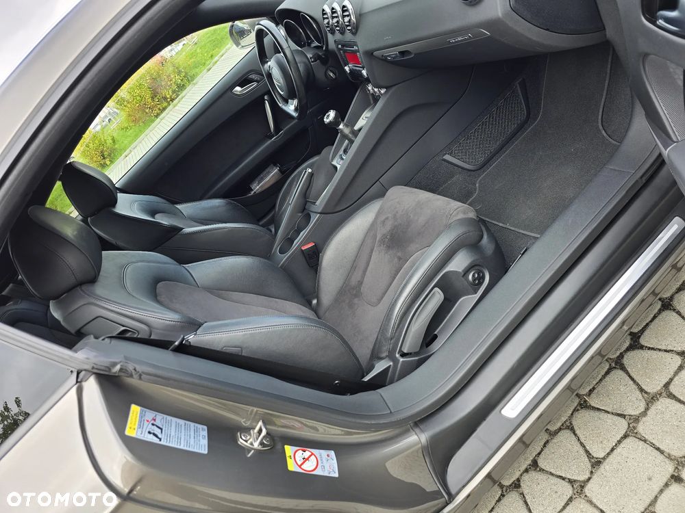 Audi TT Coupé 2.0 TDI quattro - 15