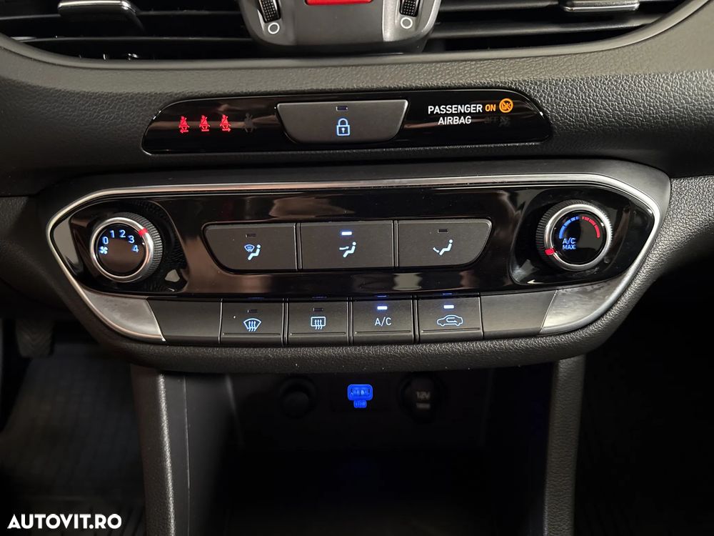 Hyundai i30 - 17