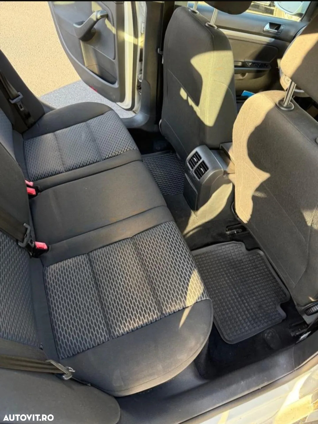 Volkswagen Golf Variant 1.6 TDI DPF Trendline - 8