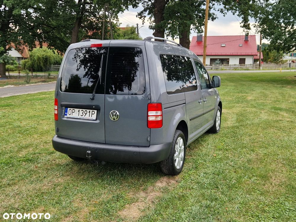 Volkswagen Caddy Comfortline DSG - 9
