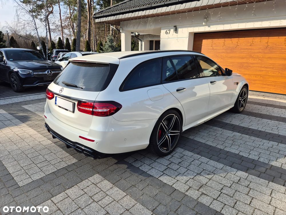 Mercedes-Benz Klasa E - 1