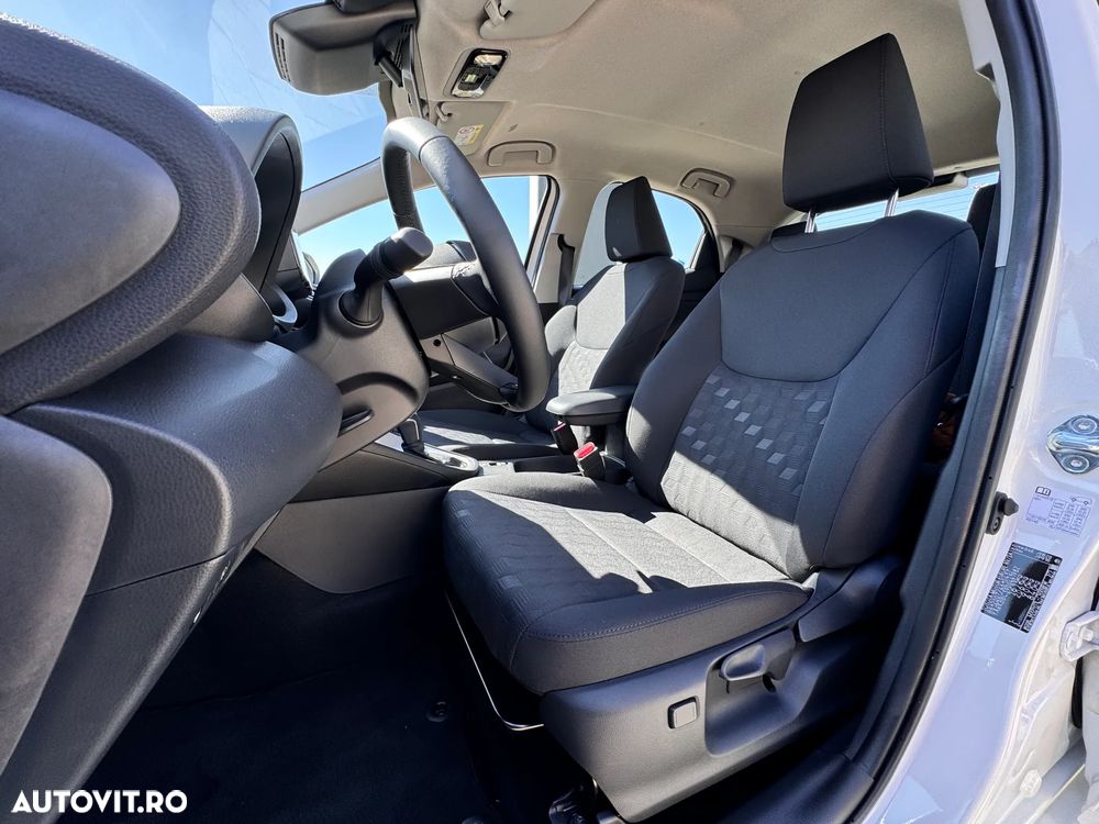 Toyota Yaris 1.5 VVT-i HSD Active - 22