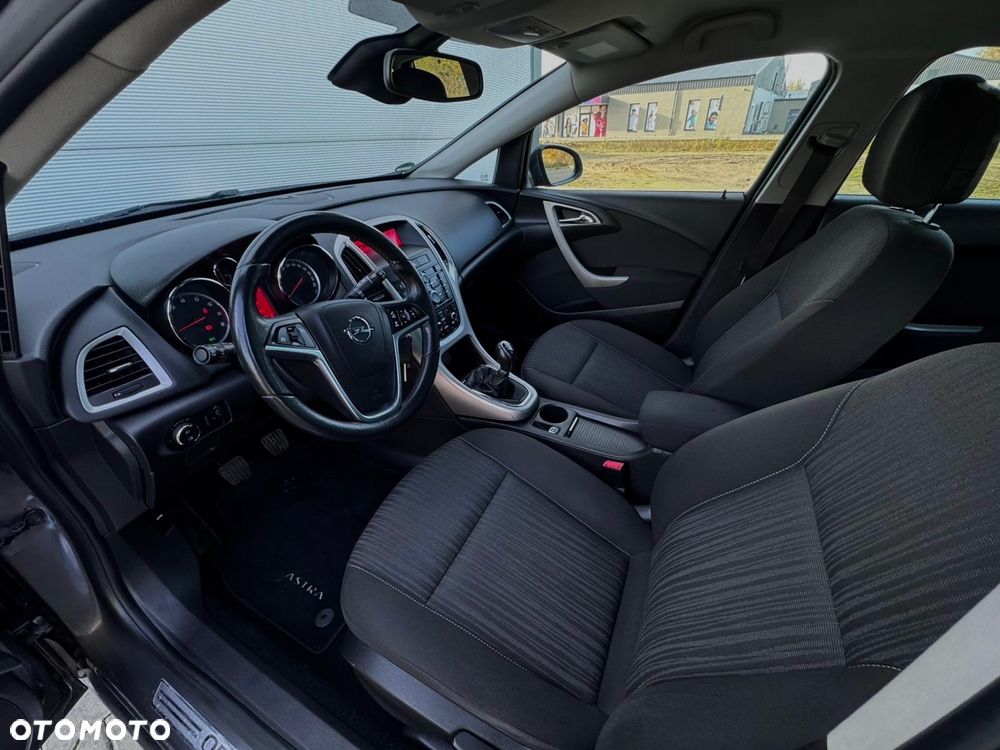 Opel Astra 1.4 Turbo Edition - 27