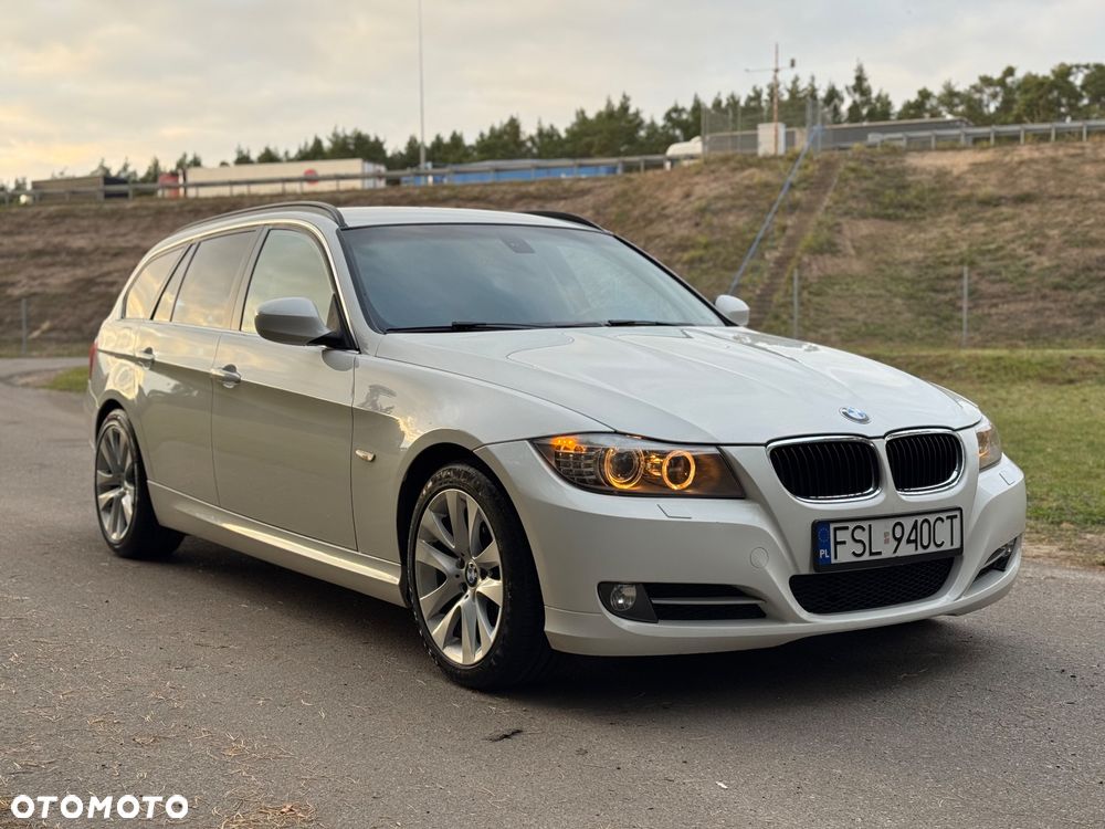 BMW Seria 3 318d DPF Touring Edition Sport - 8