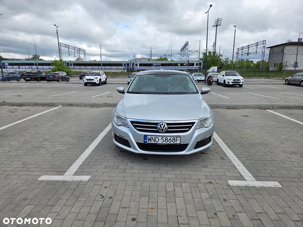 Volkswagen Passat CC - 11