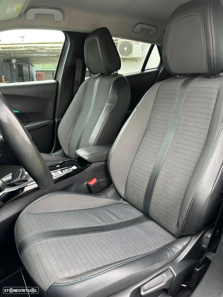 Peugeot 2008 1.5 BlueHDi Allure - 29