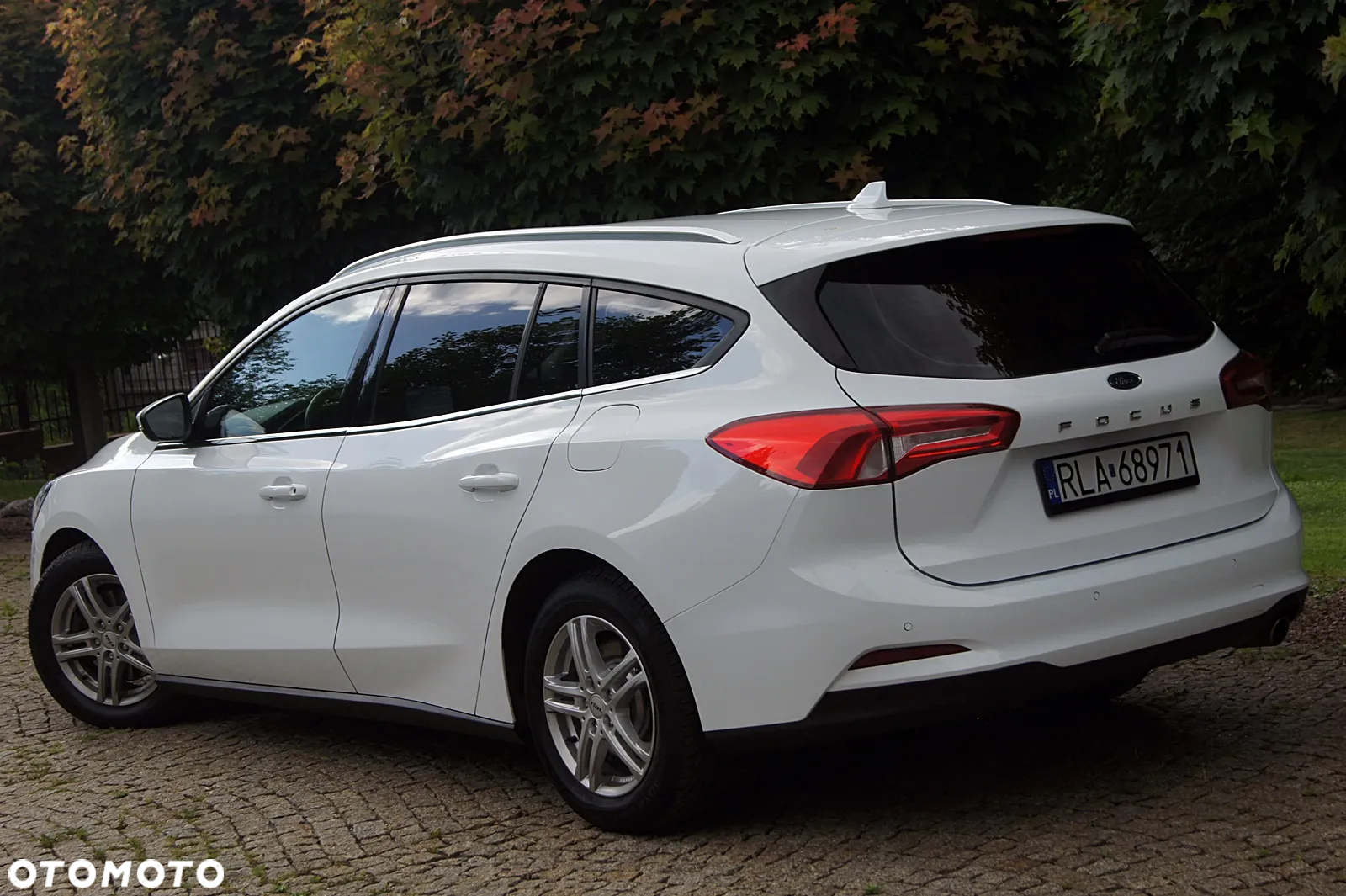 Ford Focus Turnier 1.5 EcoBlue Start-Stopp-System COOL&CONNECT - 4