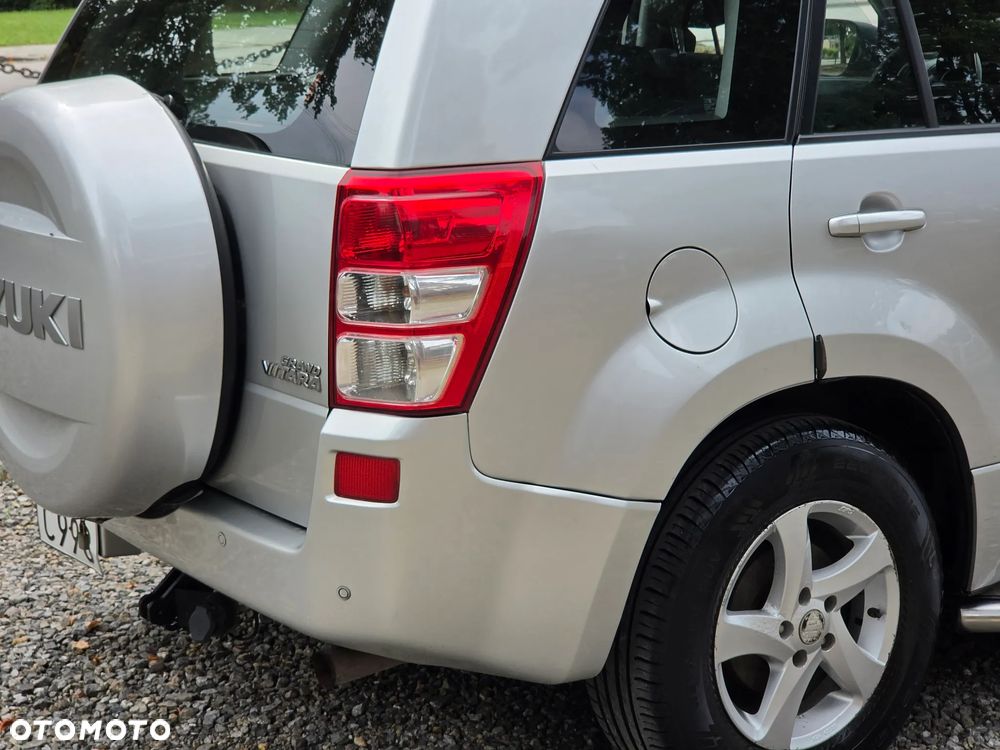 Suzuki Grand Vitara 2.7 V6 - 8