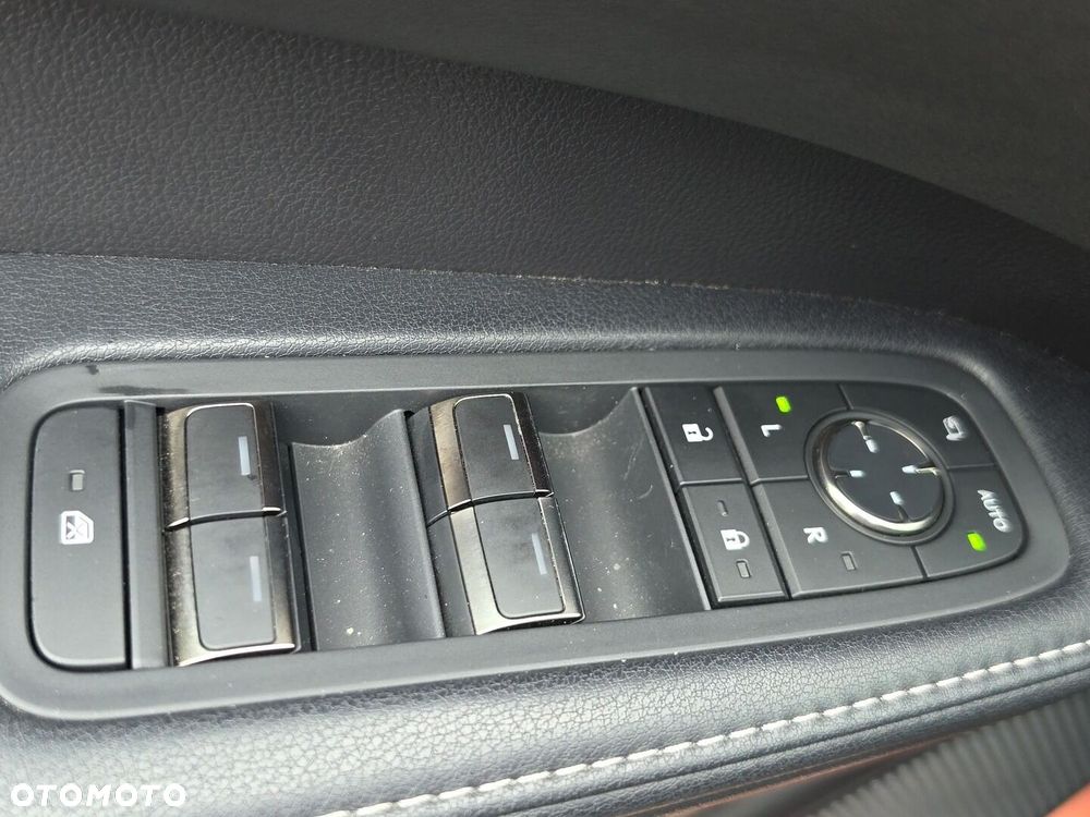 Lexus RX - 19