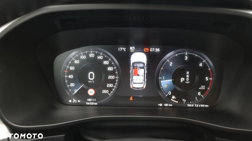 Volvo XC 40 D3 - 25