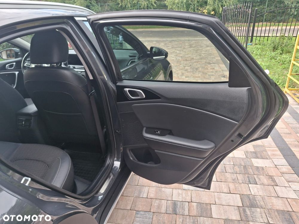 Kia XCeed 1.4 T-GDI OPF JBL SOUND EDITION - 25