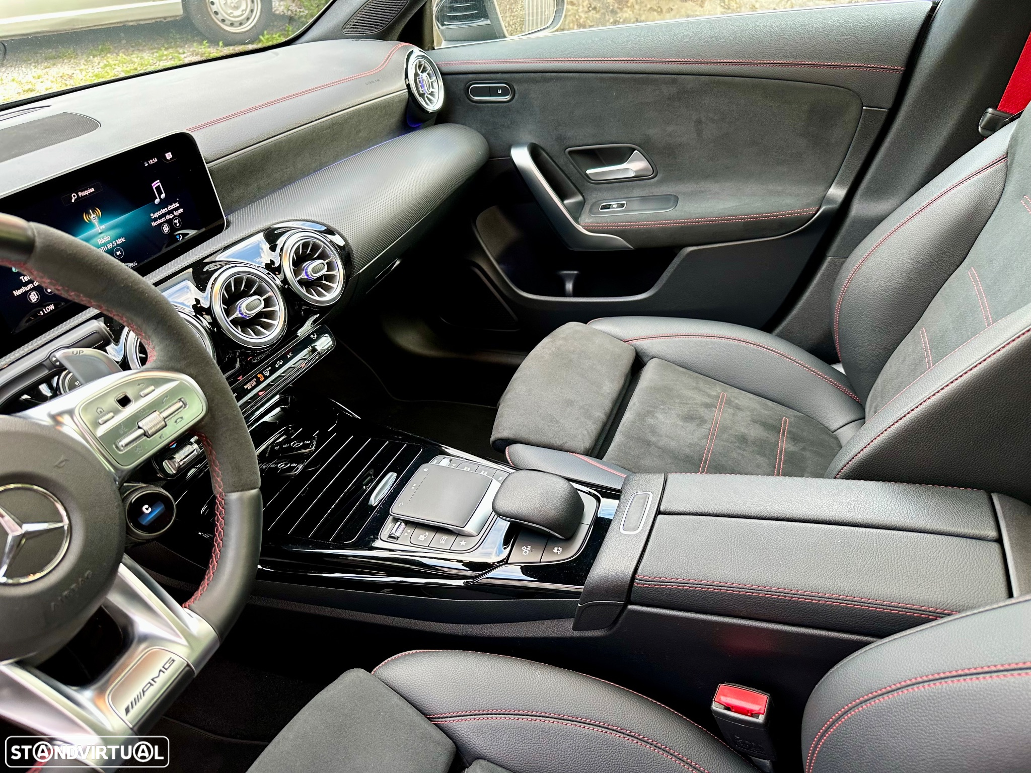 Mercedes-Benz CLA 45 AMG S 4Matic+ Speedshift 8G-DCT - 24