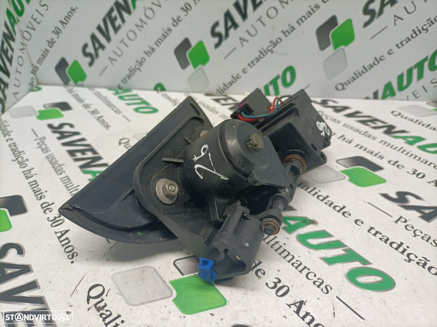 Interruptor / Switch / Botão Da Mala Opel Meriva A Veículo Multiuso (X - 4