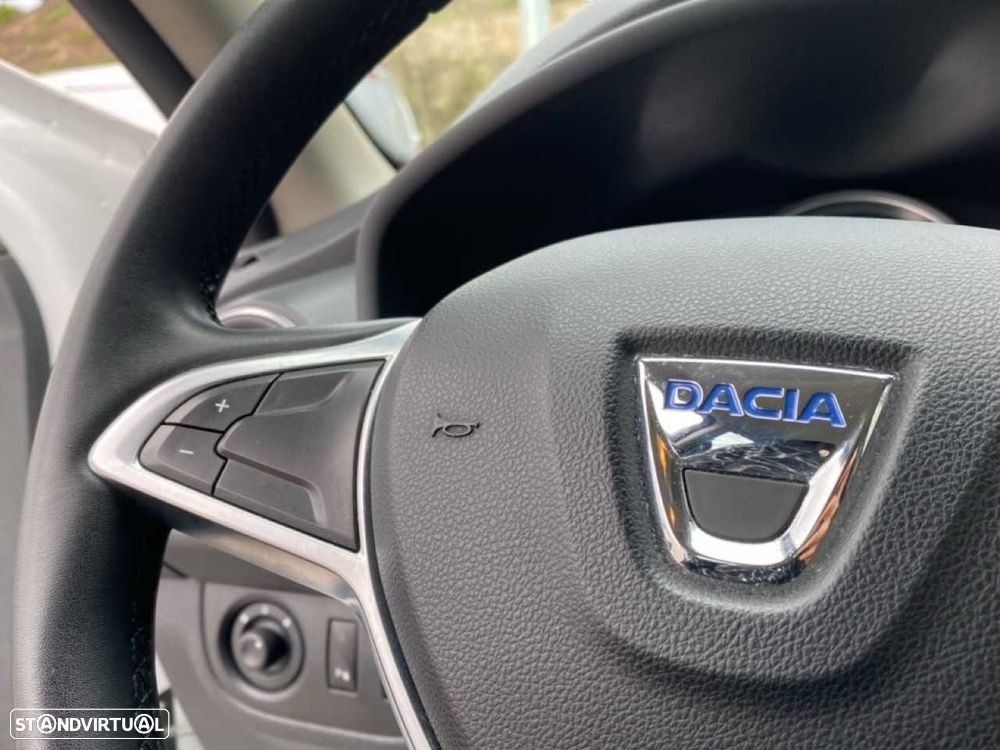 Dacia Sandero 0.9 TCe Stepway - 11