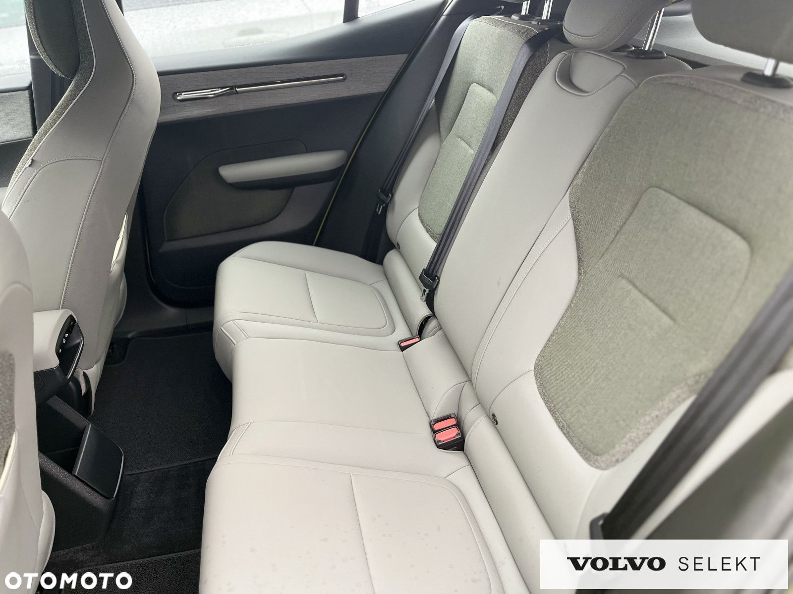 Volvo EX30 - 13