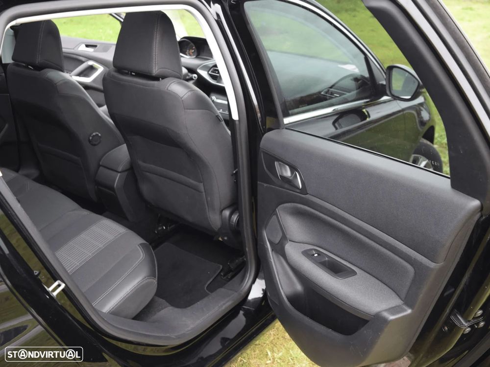 Peugeot 308 1.6 BlueHDi Allure J17 EAT6 - 16