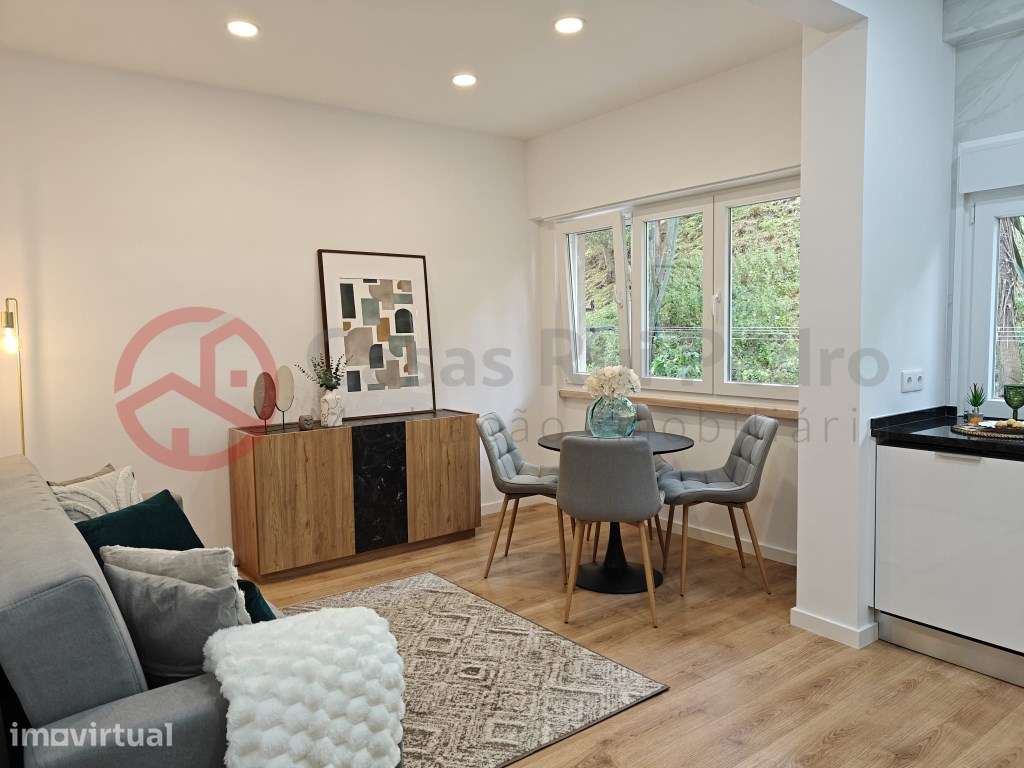Apartamento T2 totalmente remodelado em Benfica, Lisboa - Grande imagem: 4/19