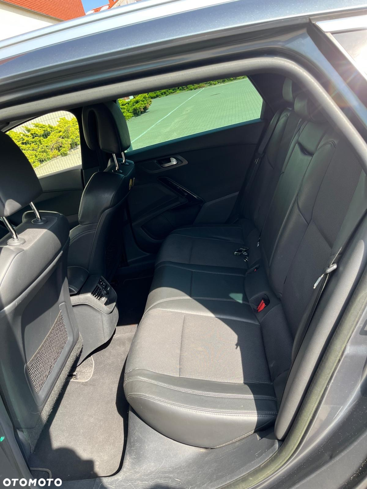 Peugeot 508 2.0 HDi Allure - 2