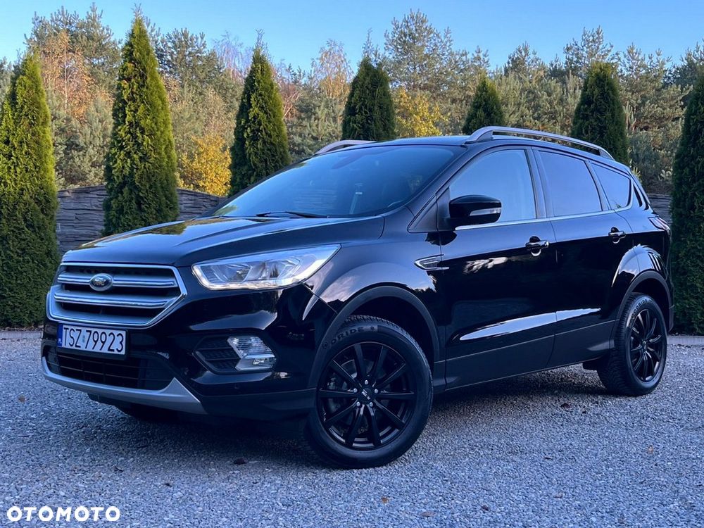 Ford Kuga 1.5 EcoBoost 2x4 Titanium - 1