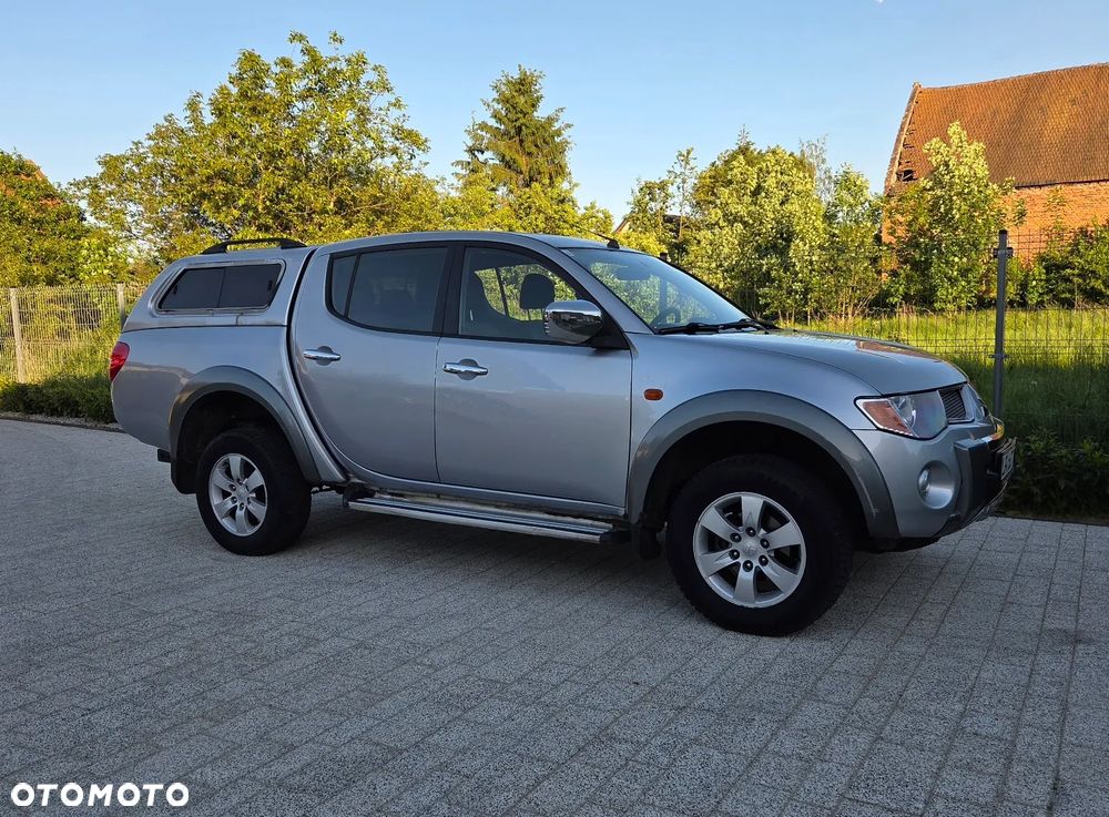 Mitsubishi L200 Pick Up 4x4 Intense Double Cab - 19