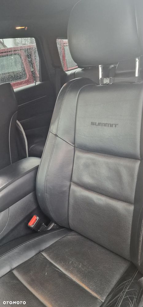 Jeep Grand Cherokee - 8