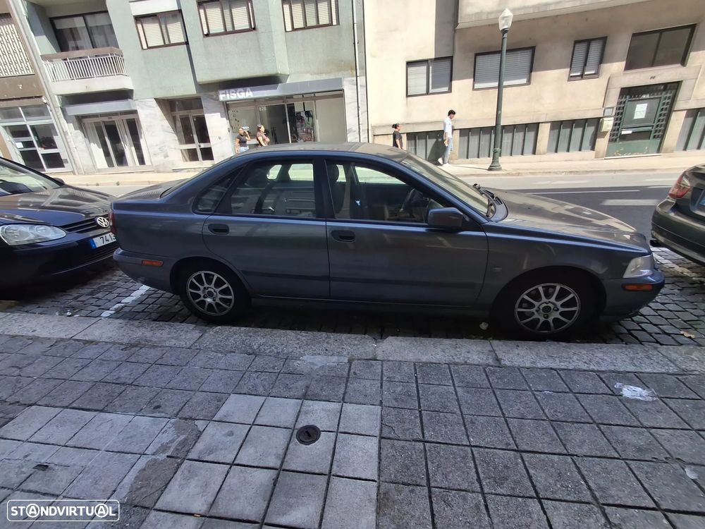 Volvo S40 1.9 D CR - 10