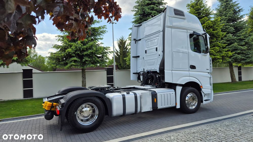 Mercedes-Benz //ACTROS///2023/// 1851///JEDYNE 317 TYŚ KM/// GIGA SPACE///ALUFELGI/// KLIMATYZACJA POSTOJOWA/// FULL LED///VIRTUAL COCPIT/// TV///STAN JAK NOWY. - 9