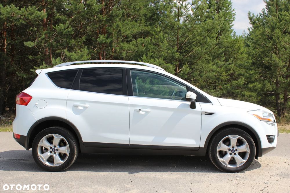 Ford Kuga 2.0 TDCi 4x4 Titanium - 3