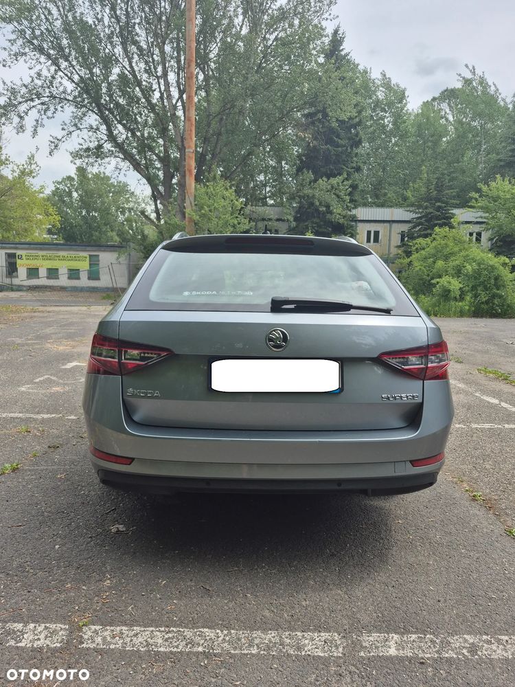 Skoda Superb 1.4 TSI ACT Ambition - 4