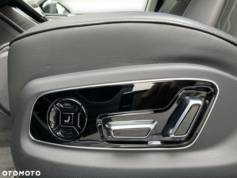 Audi A8 - 15