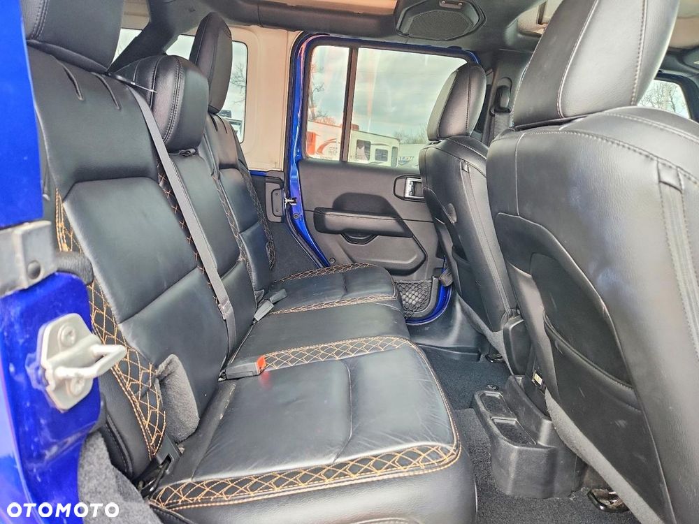 Jeep Wrangler Unlimited 3.6 Automatik Sahara - 10