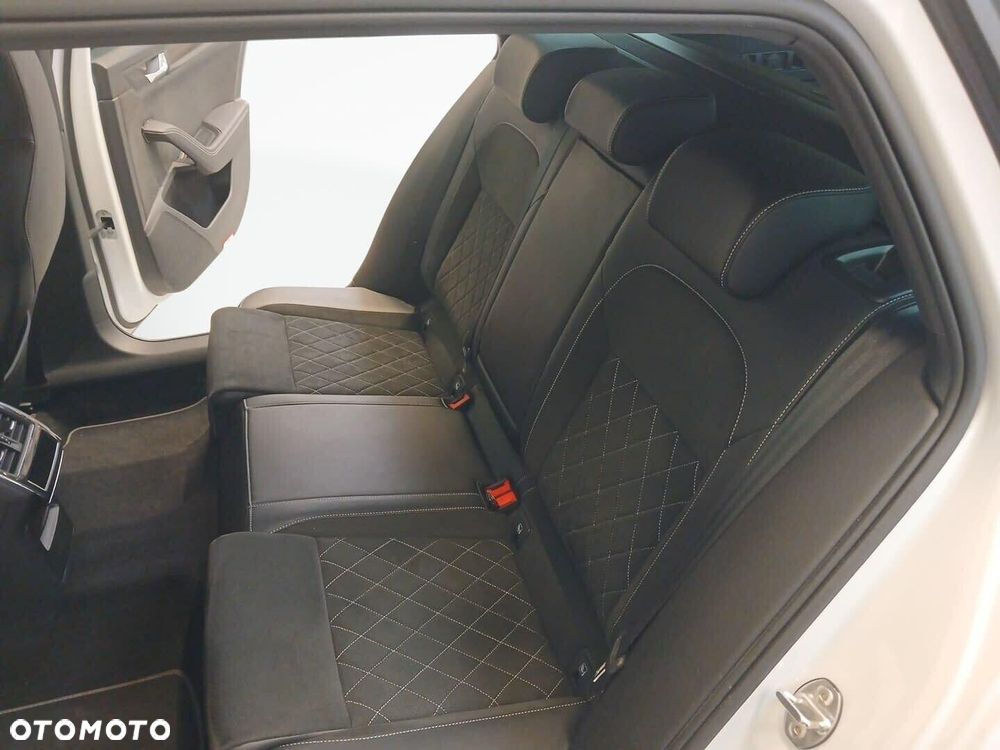 Skoda Superb 2.0 TDI SCR 4x4 Sportline DSG - 33