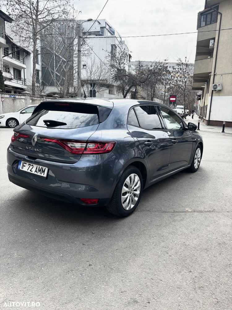 Renault Megane 1.5 dCi Dynamique - 3