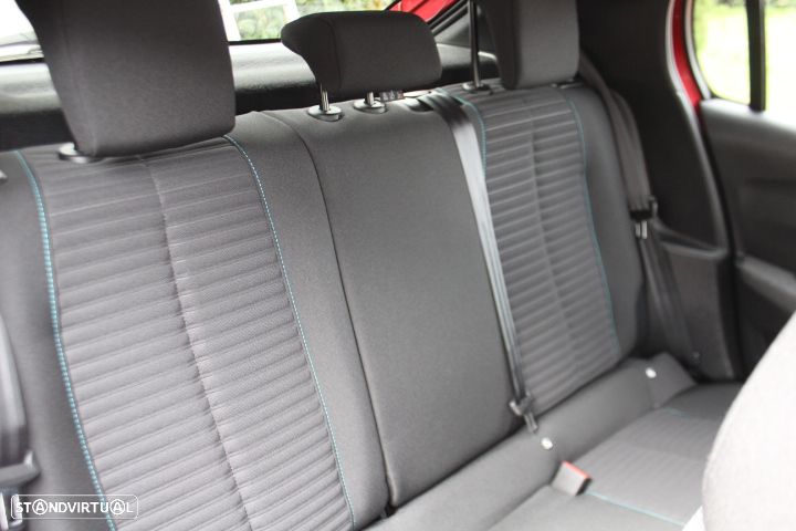 Peugeot e-208 Style - 12