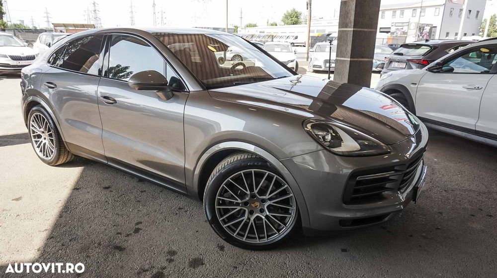Porsche Cayenne Coupe Tiptronic S Platinum Edition - 36