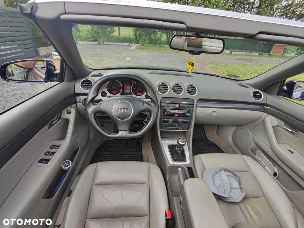 Audi A4 Cabrio 1.8 T - 9