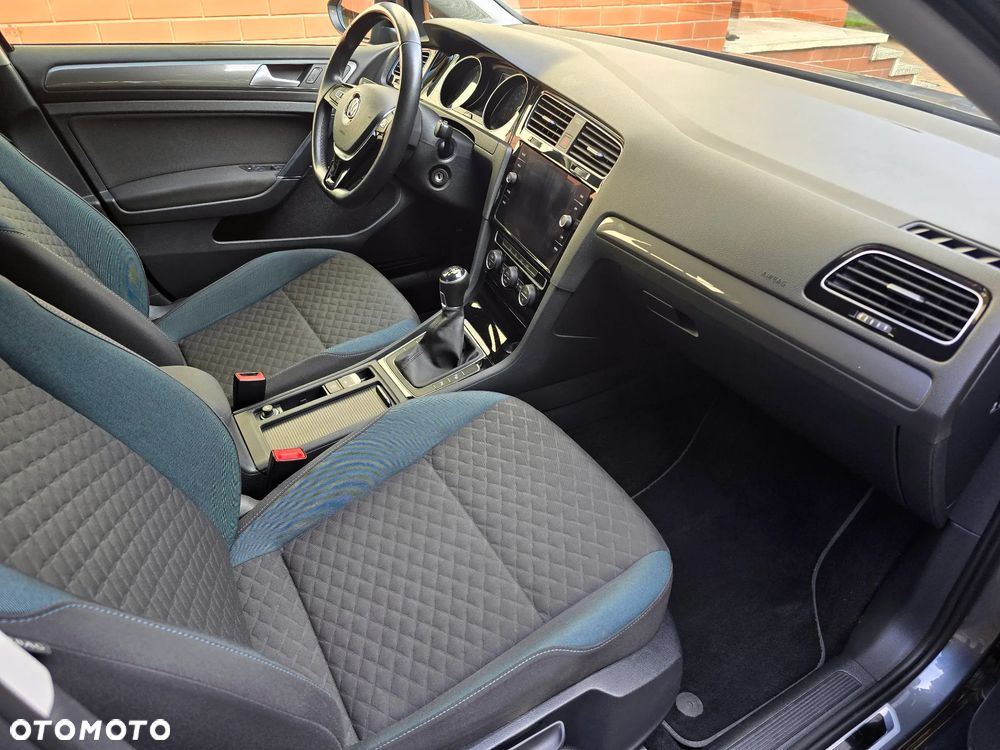 Volkswagen Golf 1.0 TSI IQ Drive - 7