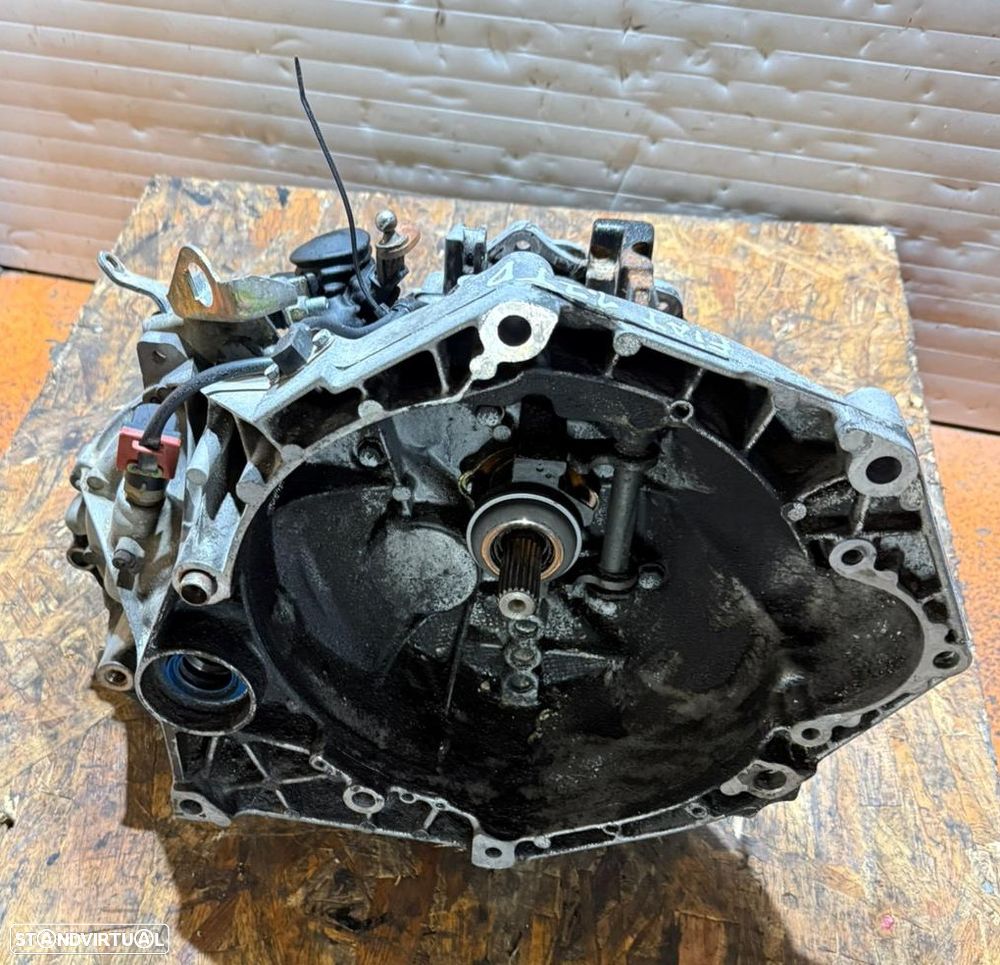 Caixa de Velocidades Fiat Punto 1.7TD - 4