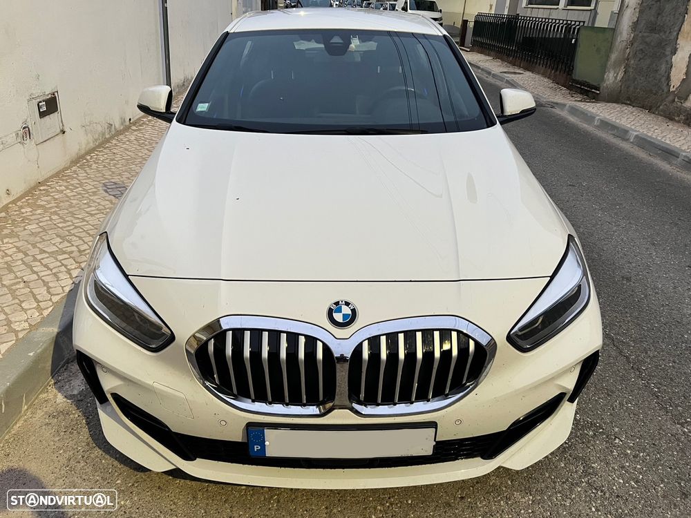 BMW 116 d Pack Desportivo M - 1