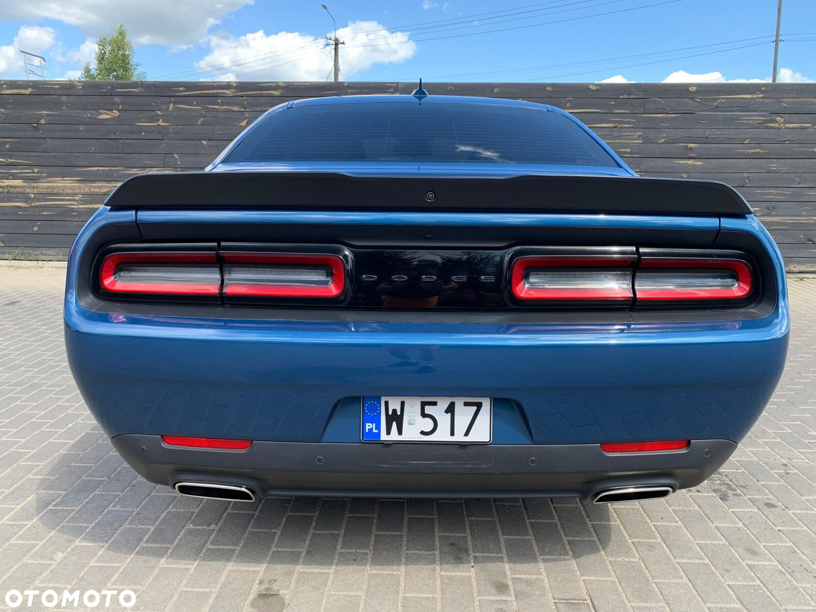Dodge Challenger - 20