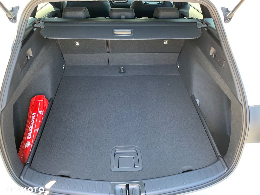 Suzuki Swace 1.8 Hybrid CVT Comfort+ - 22