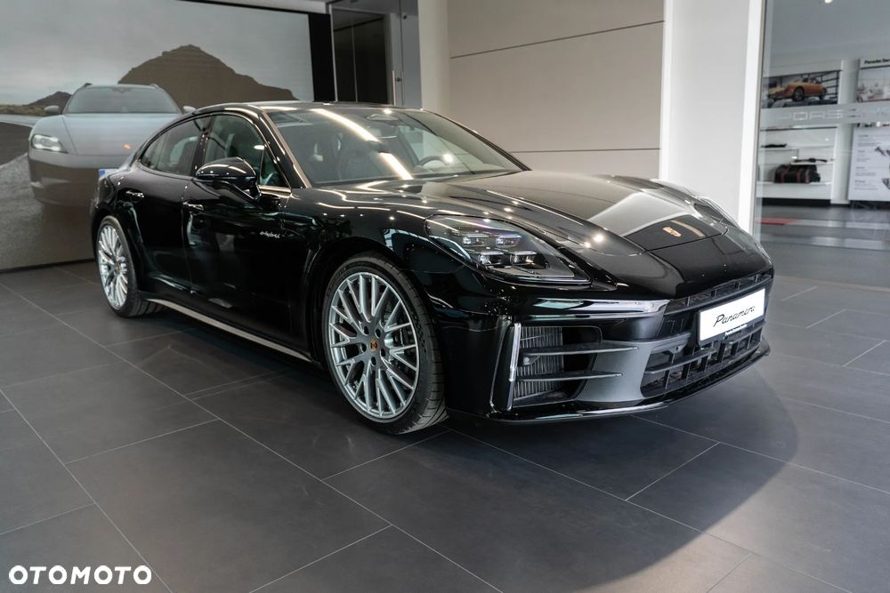 Porsche Panamera 4 E-Hybrid PHEV - 4
