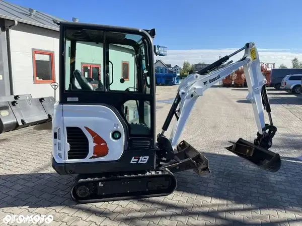 Bobcat E19 - 8