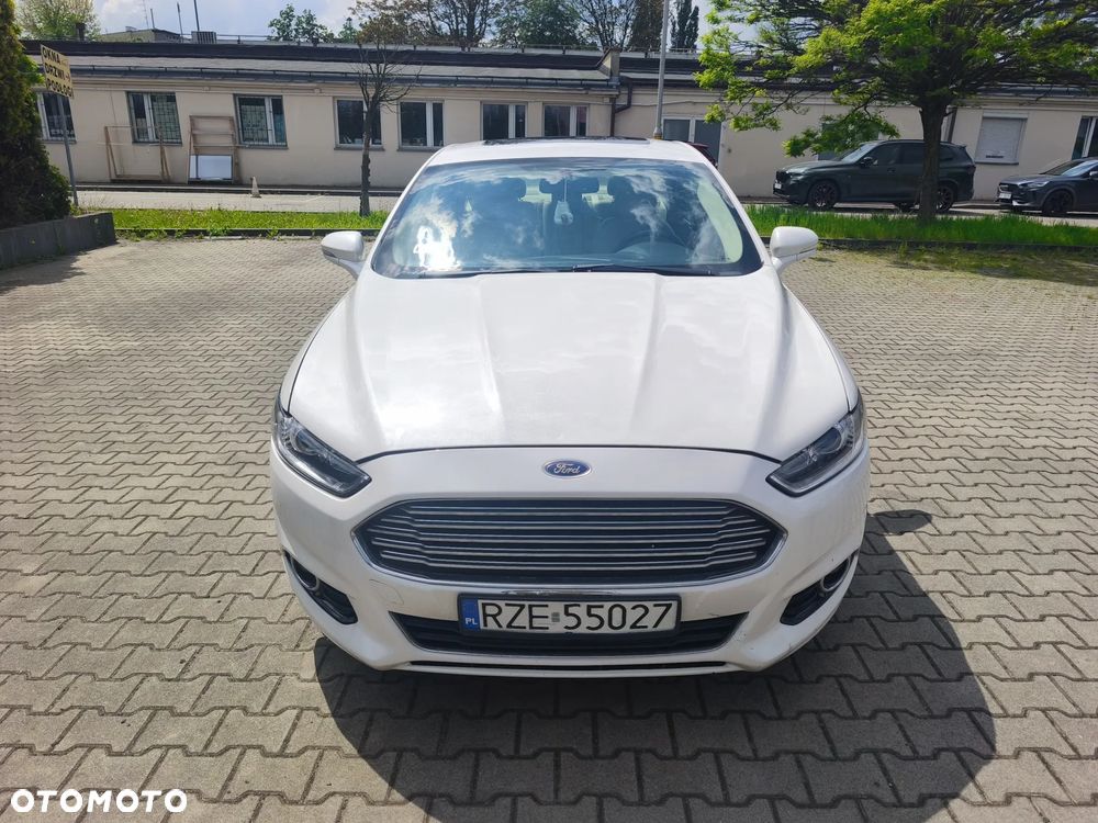 Ford Fusion - 8